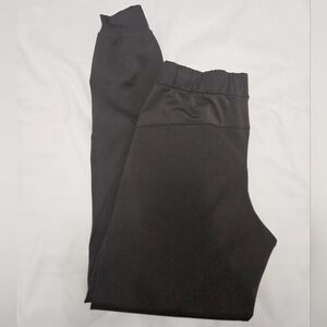 Sunzel Dark Green Joggers With Pockets!